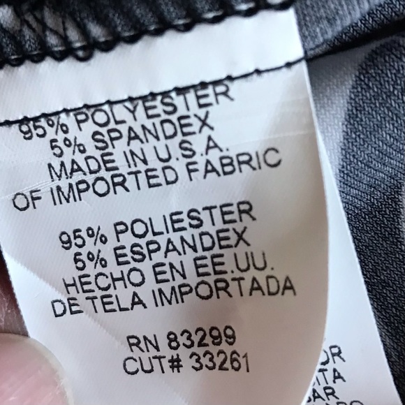 Empire waist dress with mini bell sleeves - Picture 11 of 11